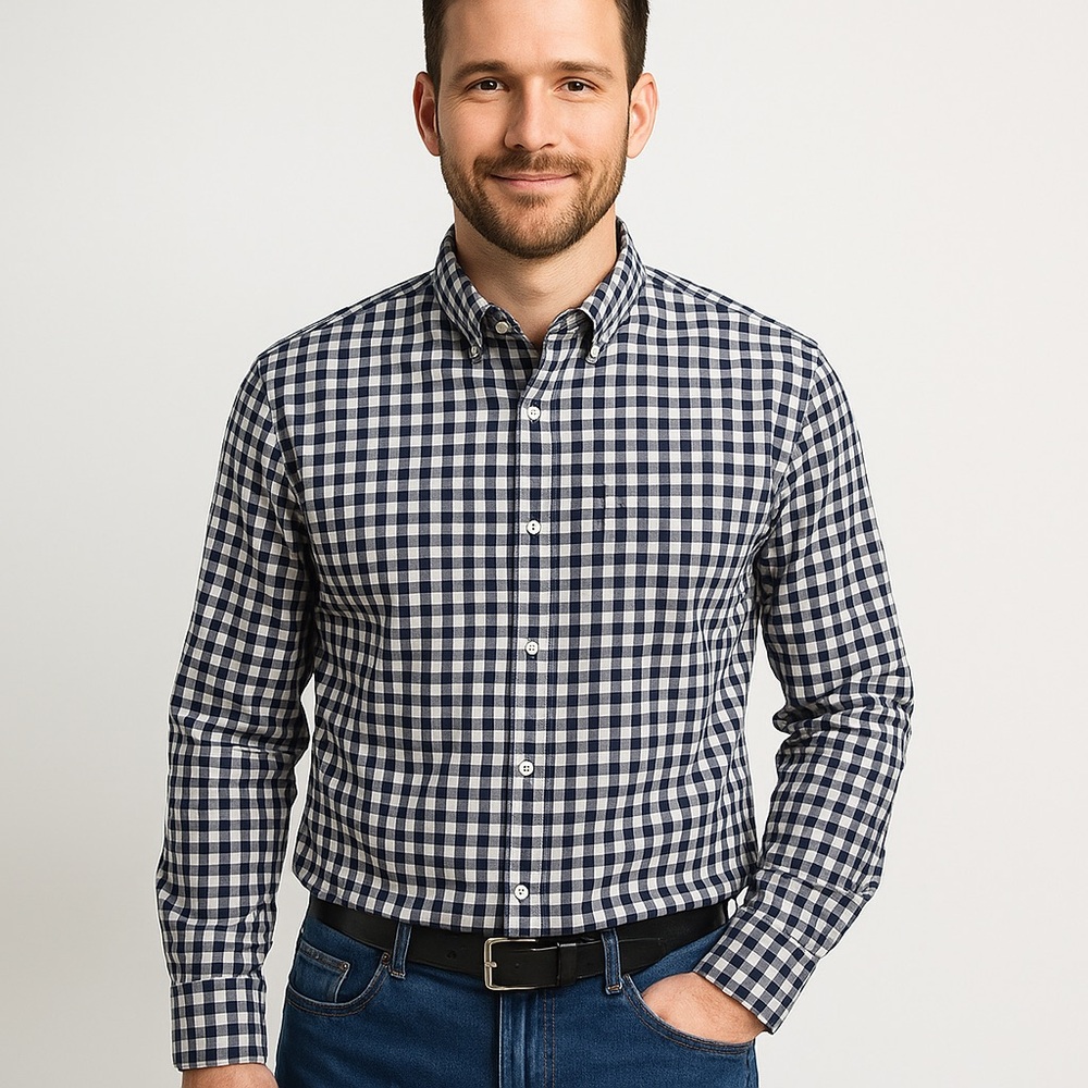 GAP Men's Blue and White Checkered Shirt